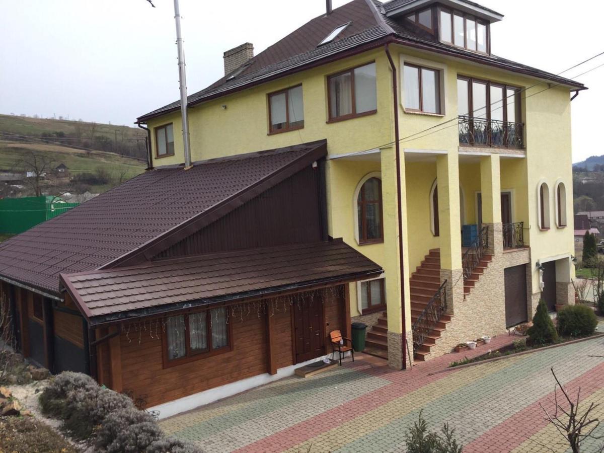 Апартаменти На Підгірній Volovăţ Exterior foto